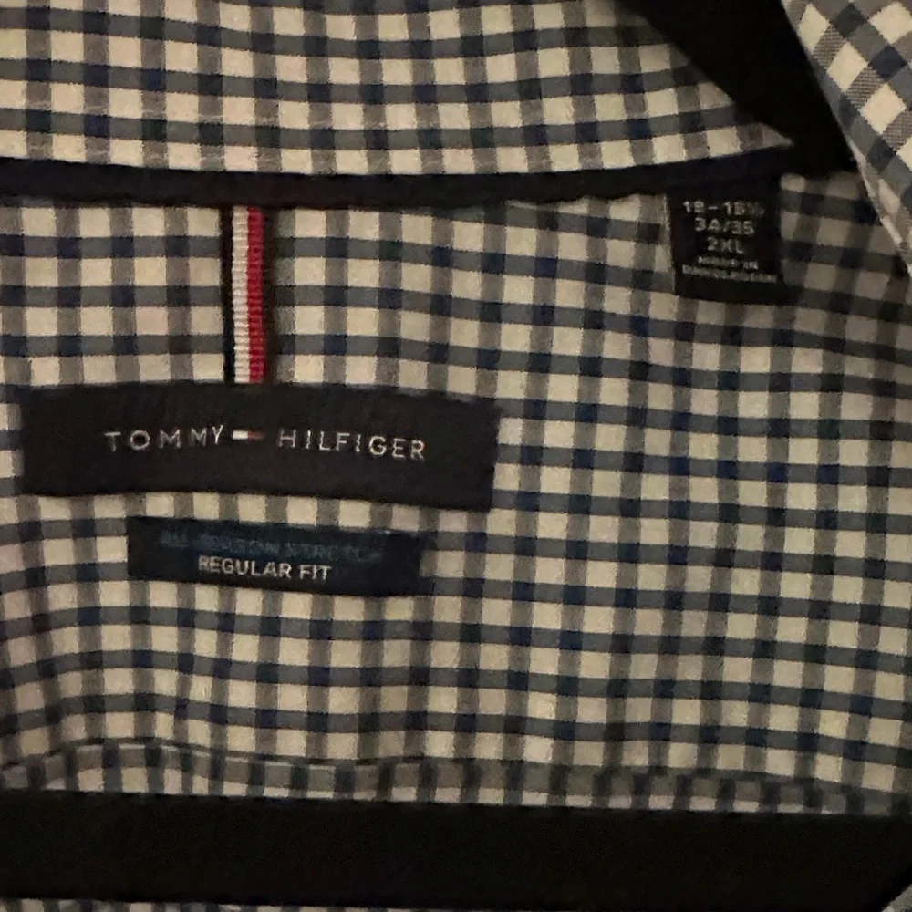 Tommy Hilfiger Navy and White Checked Button-Down Shirt Men’s - size 2xl - Picture 6 of 7